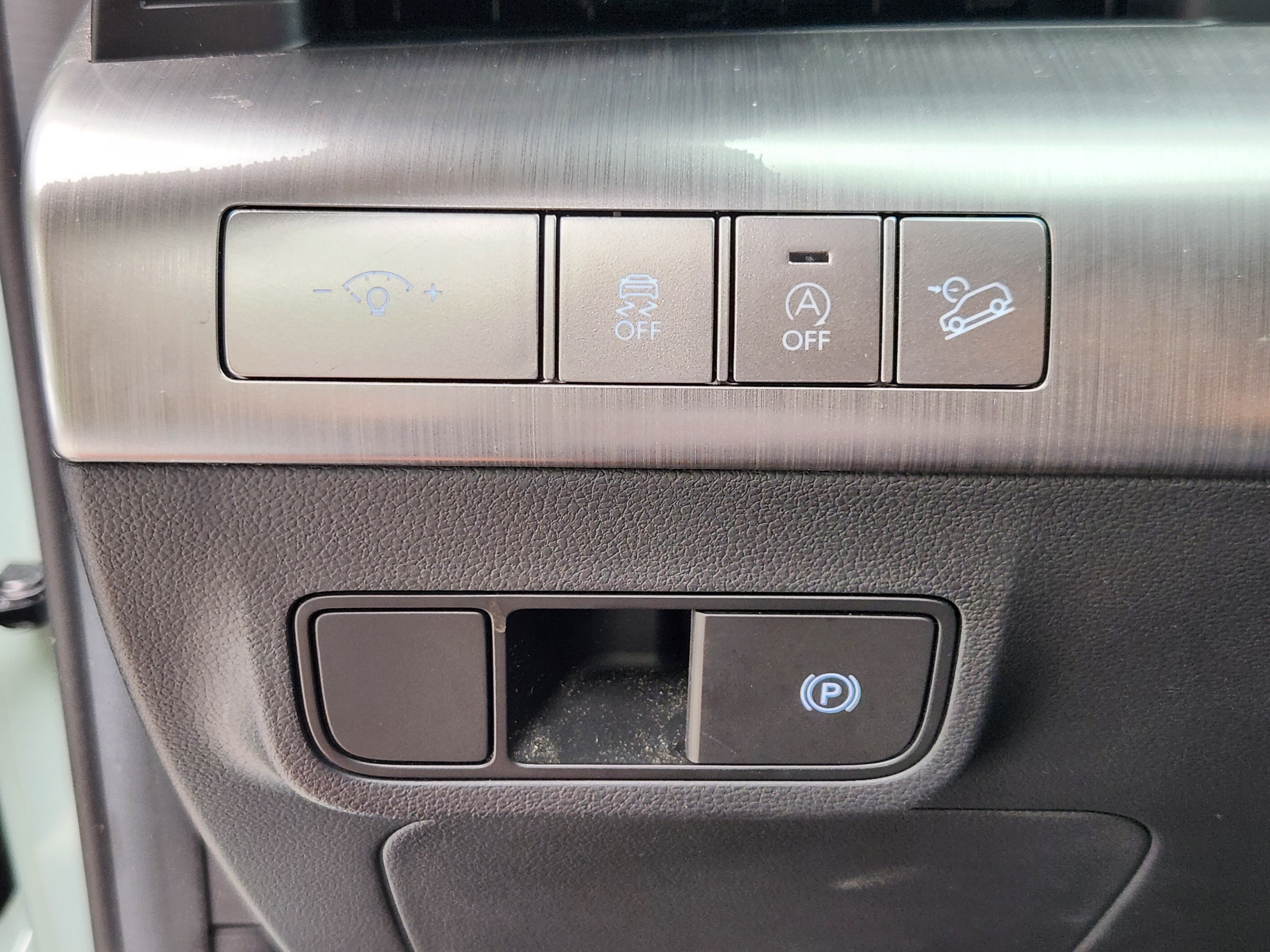 Certified 2024 Hyundai Kona SE AWD/4WD image 24