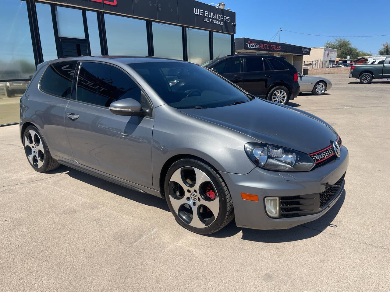 Used 2011 Volkswagen Golf 2-Door image 9