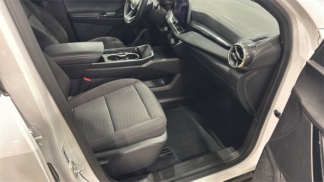 Used 2025 Chevrolet Equinox LT image 25