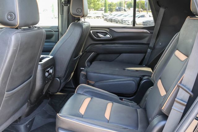 Used 2024 GMC Yukon AT4 w/ LPO, Floor Liner Package AWD/4WD image 14