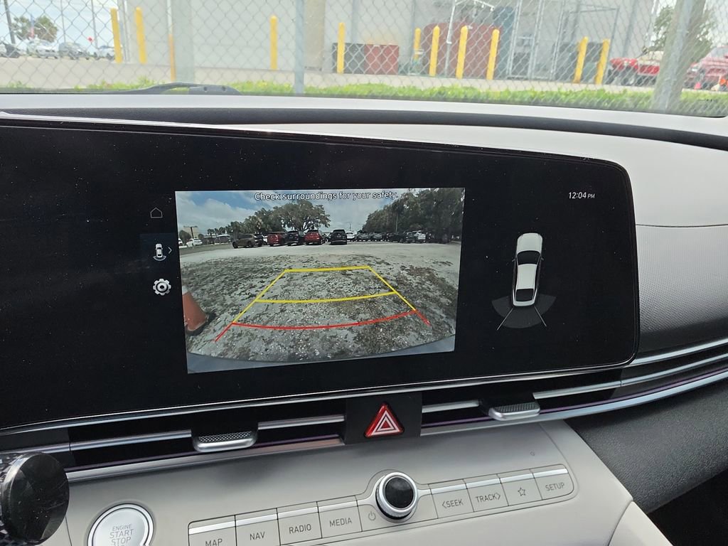 Used 2023 Hyundai Elantra Limited FWD image 26