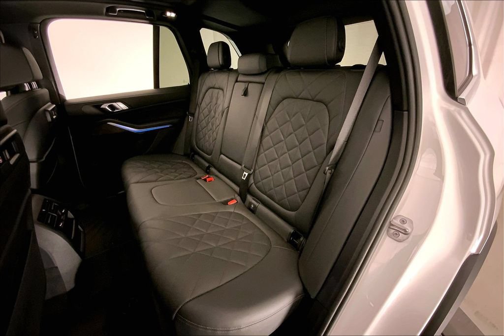 Certified 2023 BMW X5 xDrive45e w/ Luxury Seating Package AWD/4WD image 14