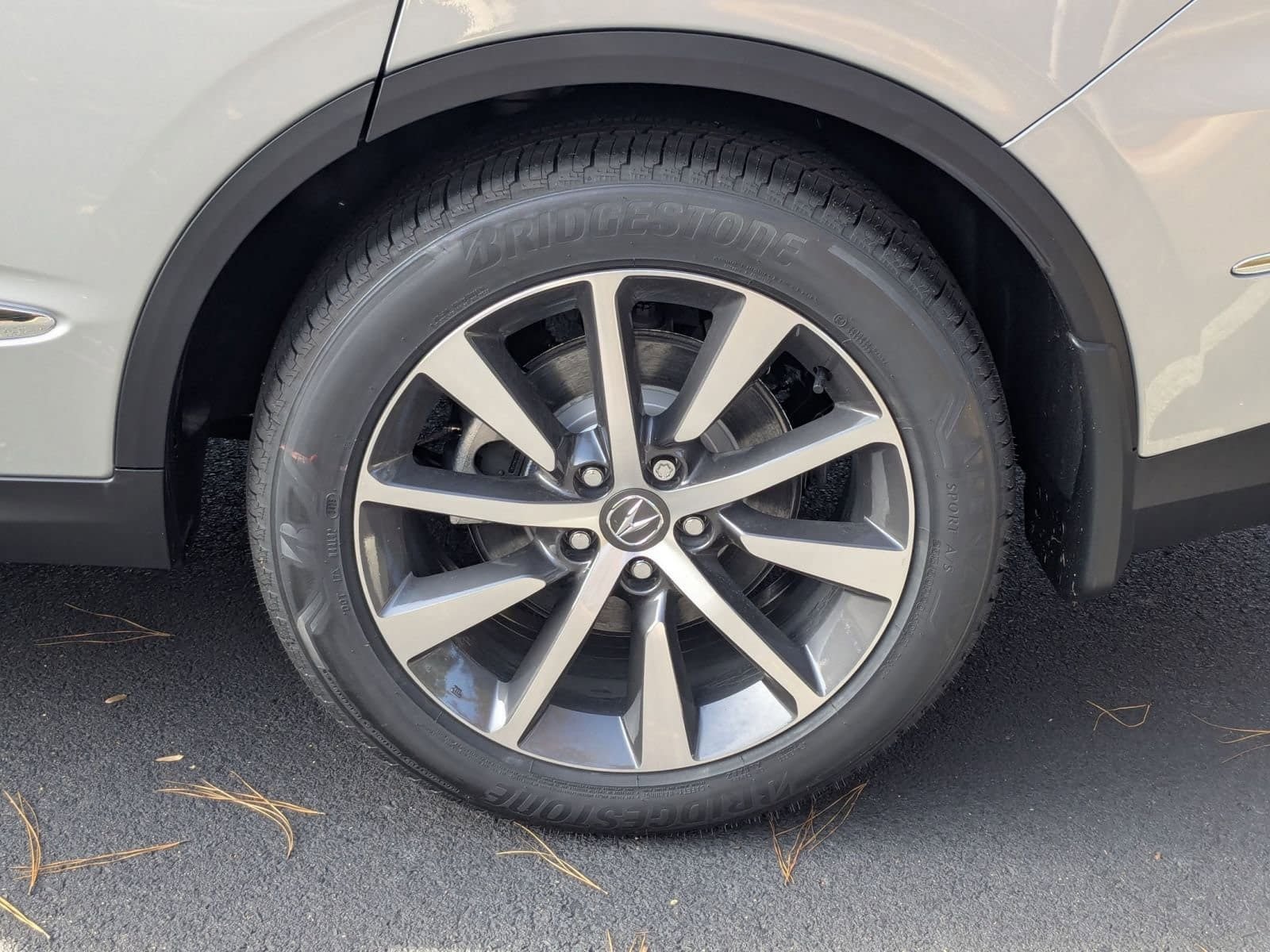 Certified 2026 Acura MDX w/ Technology Package FWD image 34