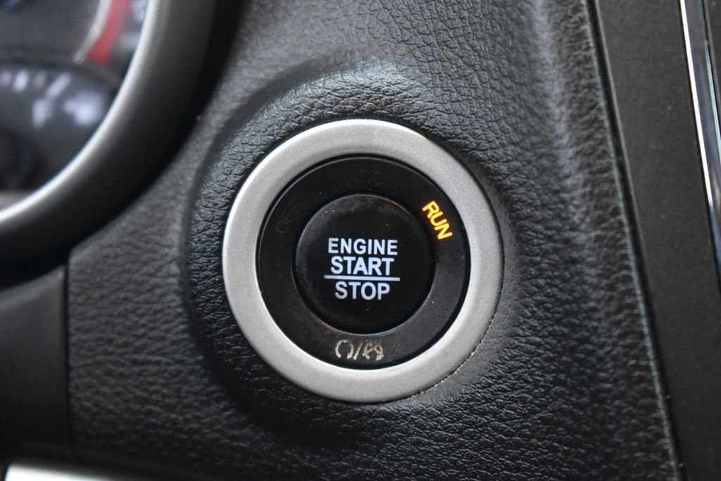 Used 2019 Jeep Cherokee Limited w/ Luxury Group AWD/4WD image 68