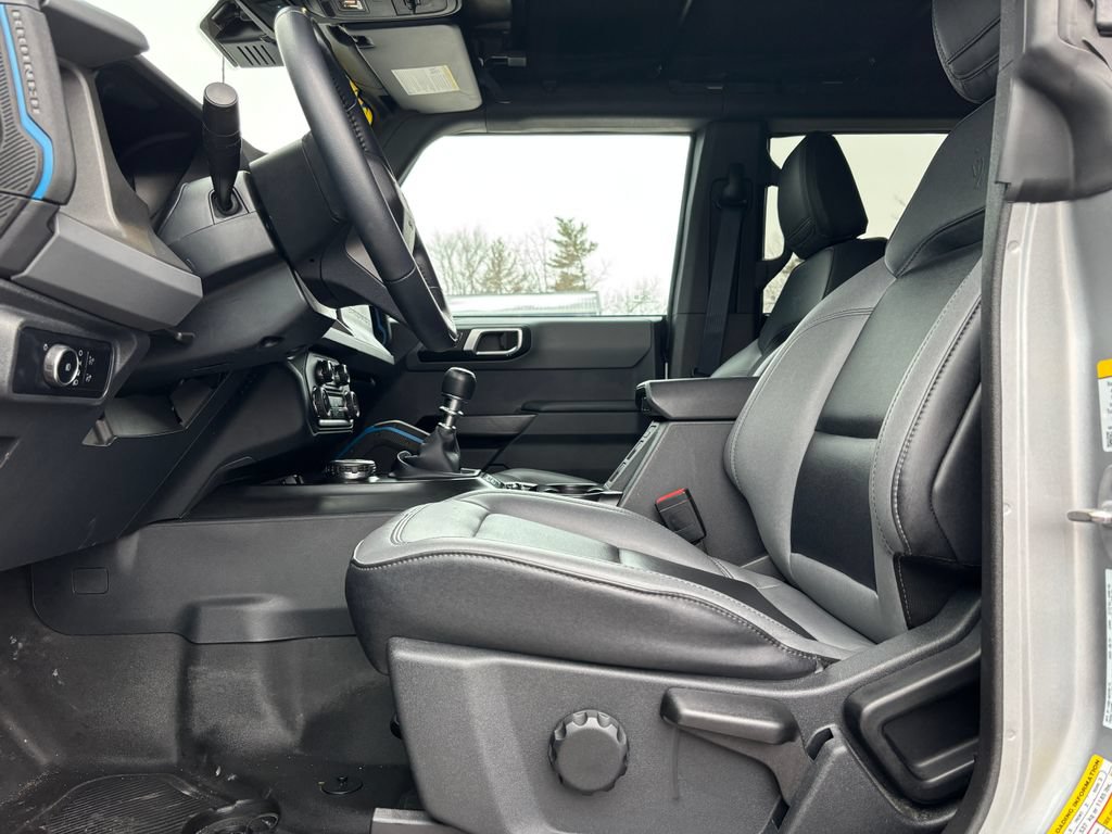 Used 2024 Ford Bronco Black Diamond AWD/4WD image 15