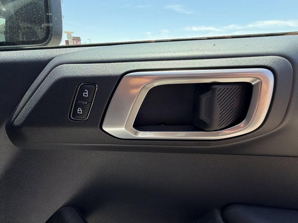 New 2026 Ford Bronco Outer Banks AWD/4WD image 13