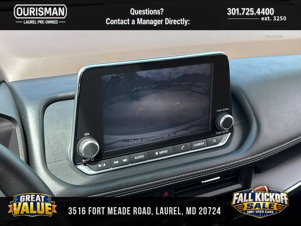 Used 2023 Nissan Rogue S AWD/4WD image 12