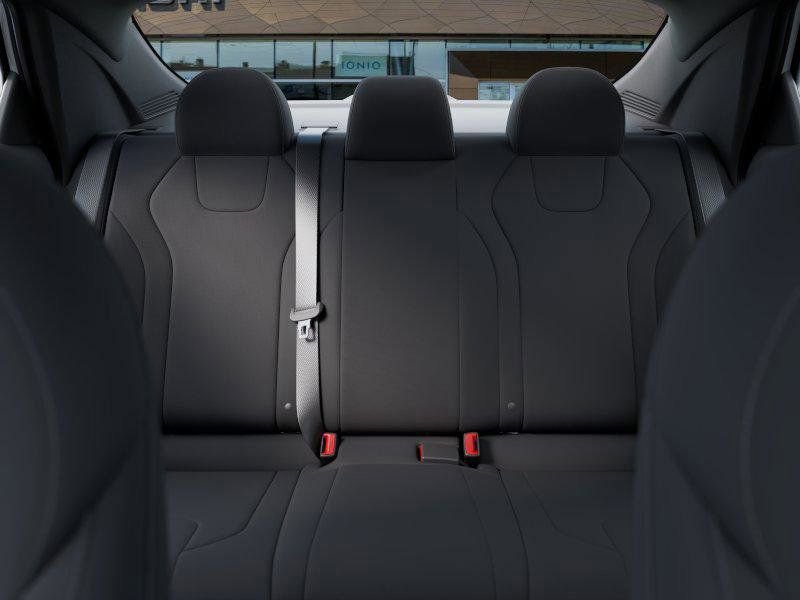 New 2025 Hyundai Elantra SEL image 12