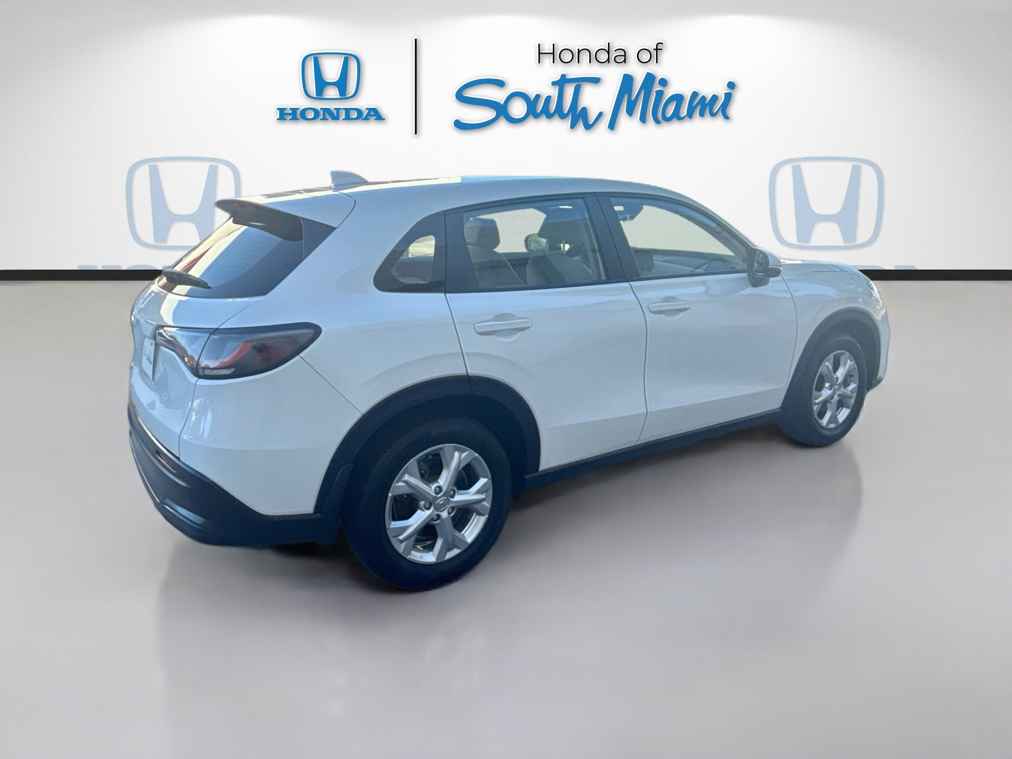 Used 2024 Honda HR-V LX image 7