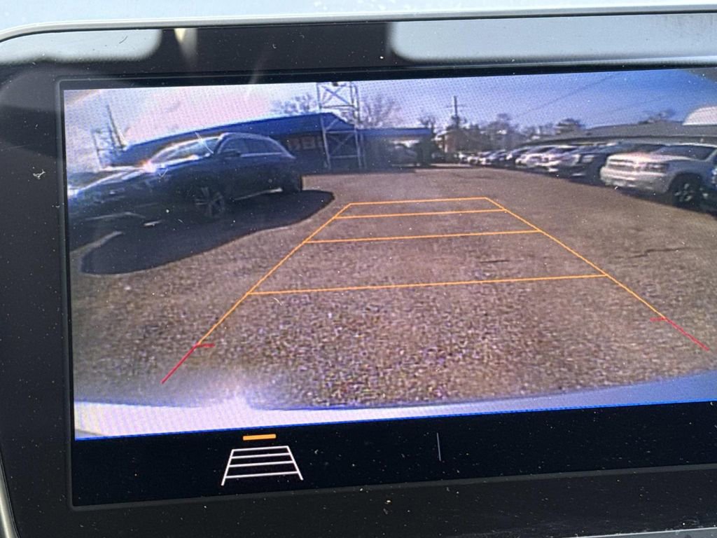 Used 2020 Chevrolet Malibu LT image 27