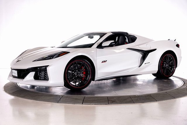 Used 2023 Chevrolet Corvette Z06 image 1