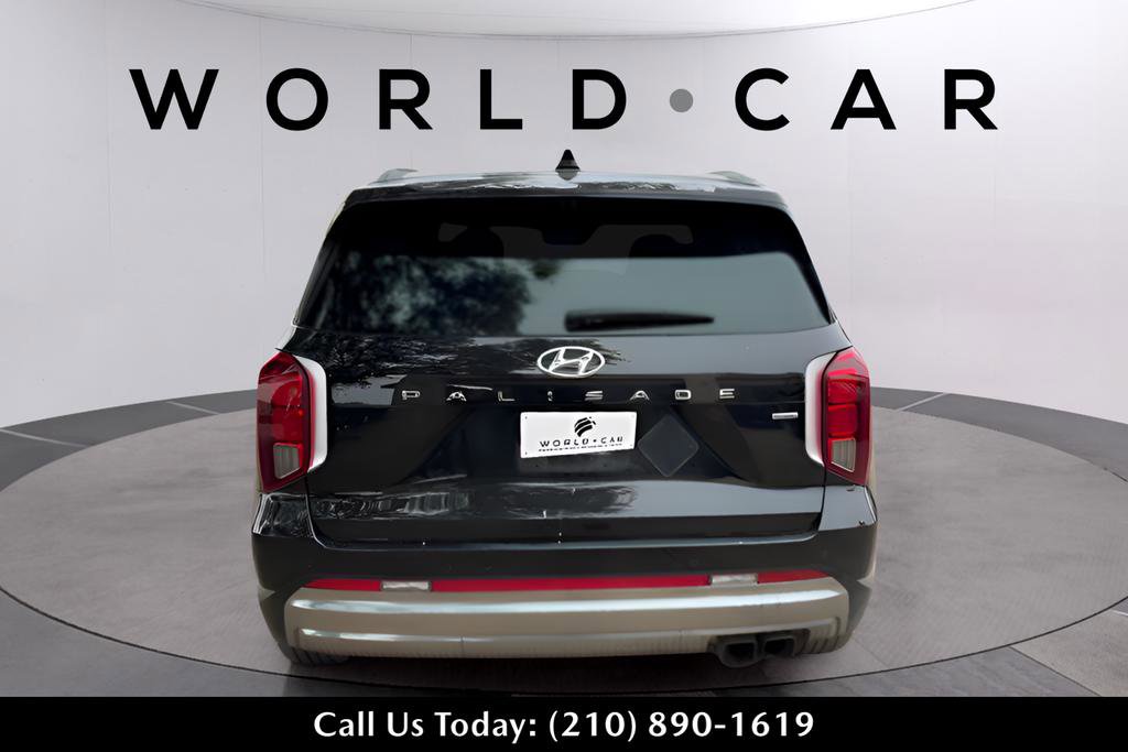 Used 2023 Hyundai Palisade Calligraphy image 11