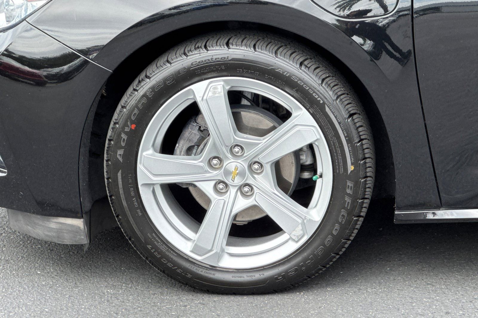 Used 2018 Chevrolet Volt LT image 30