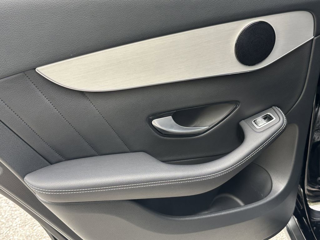 Certified 2022 Mercedes-Benz GLC 300 image 25