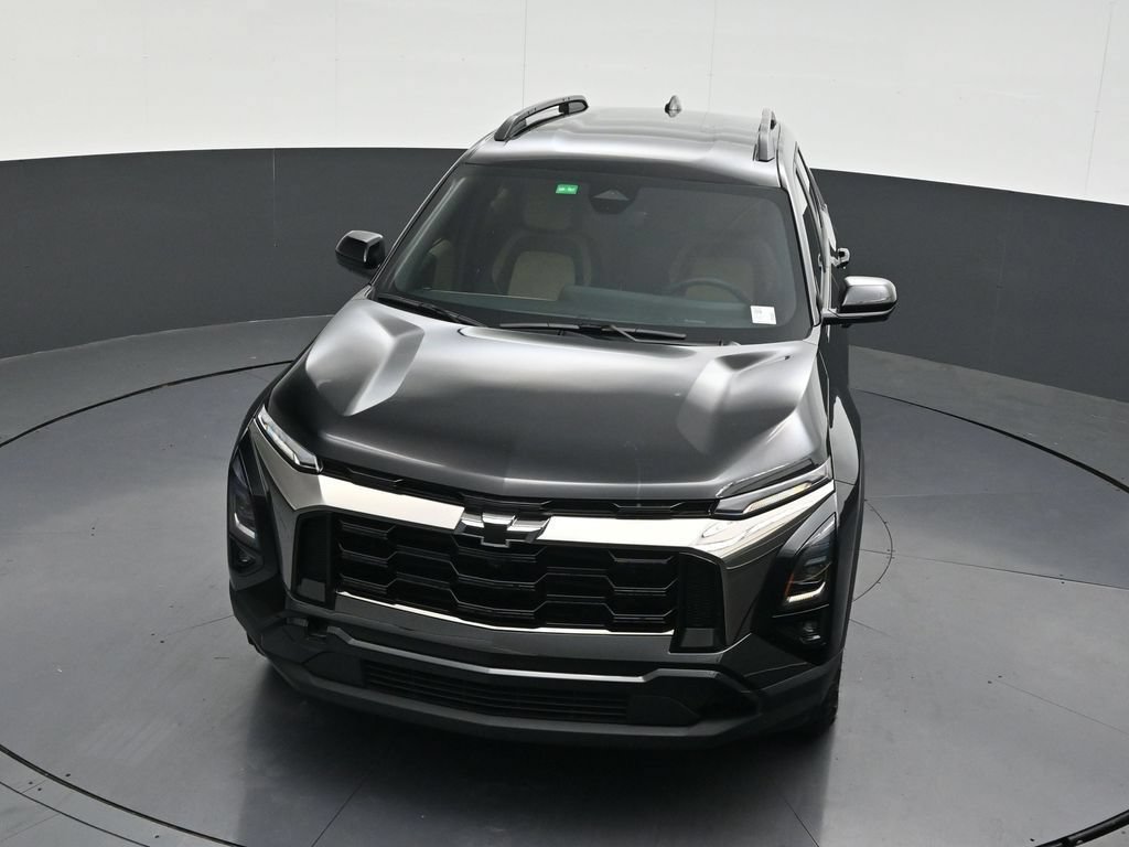 Used 2025 Chevrolet Equinox ACTIV w/ Safety and Technology Package FWD image 23