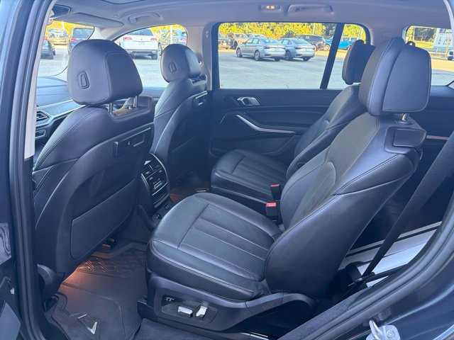 Used 2022 BMW X7 xDrive40i AWD/4WD image 15