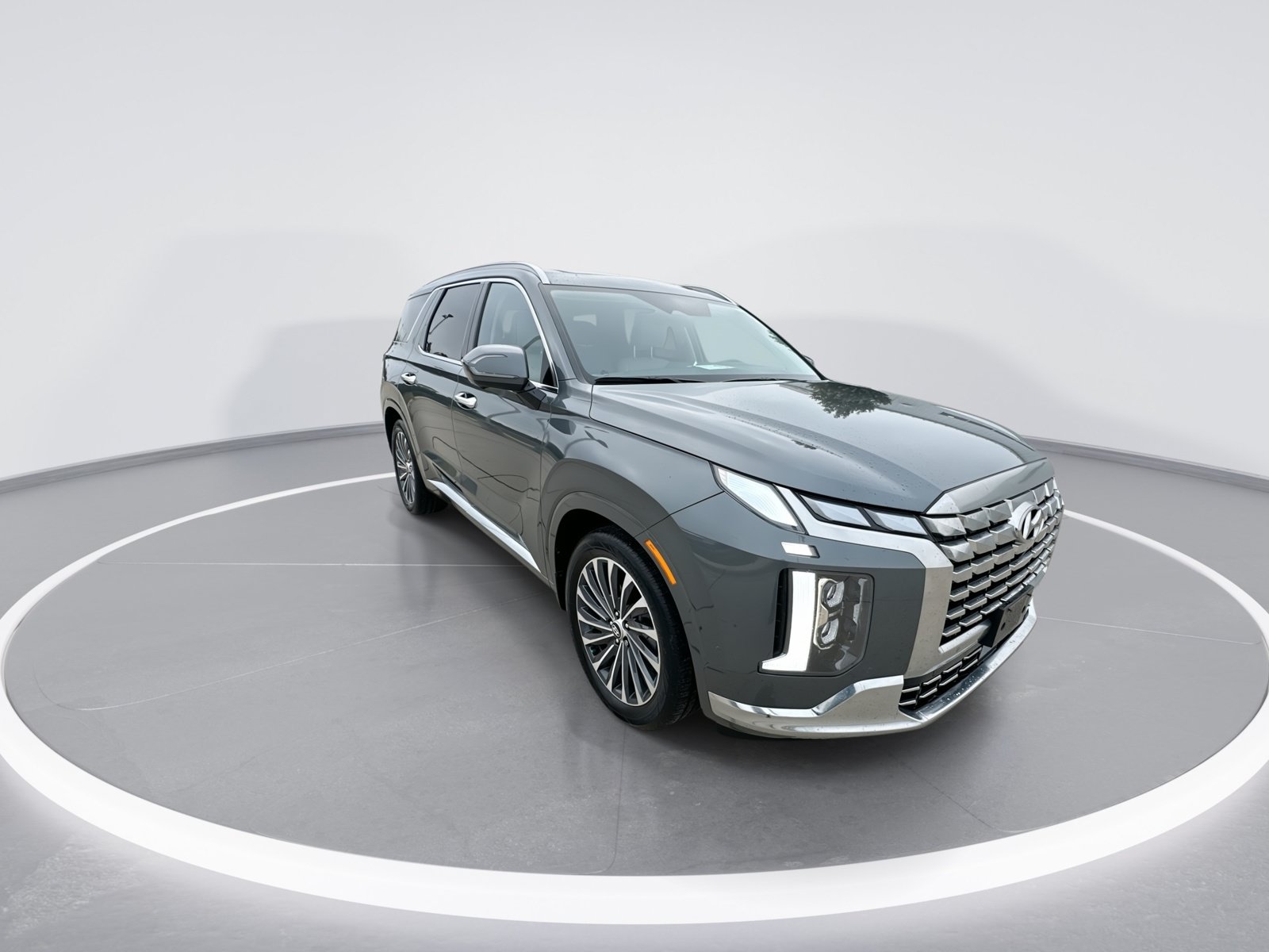 Used 2025 Hyundai Palisade Calligraphy AWD/4WD image 2