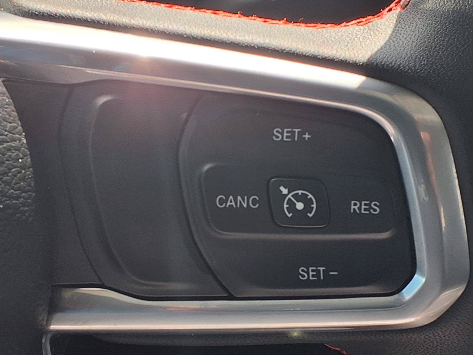 Used 2023 Jeep Wrangler Unlimited Rubicon AWD/4WD image 9