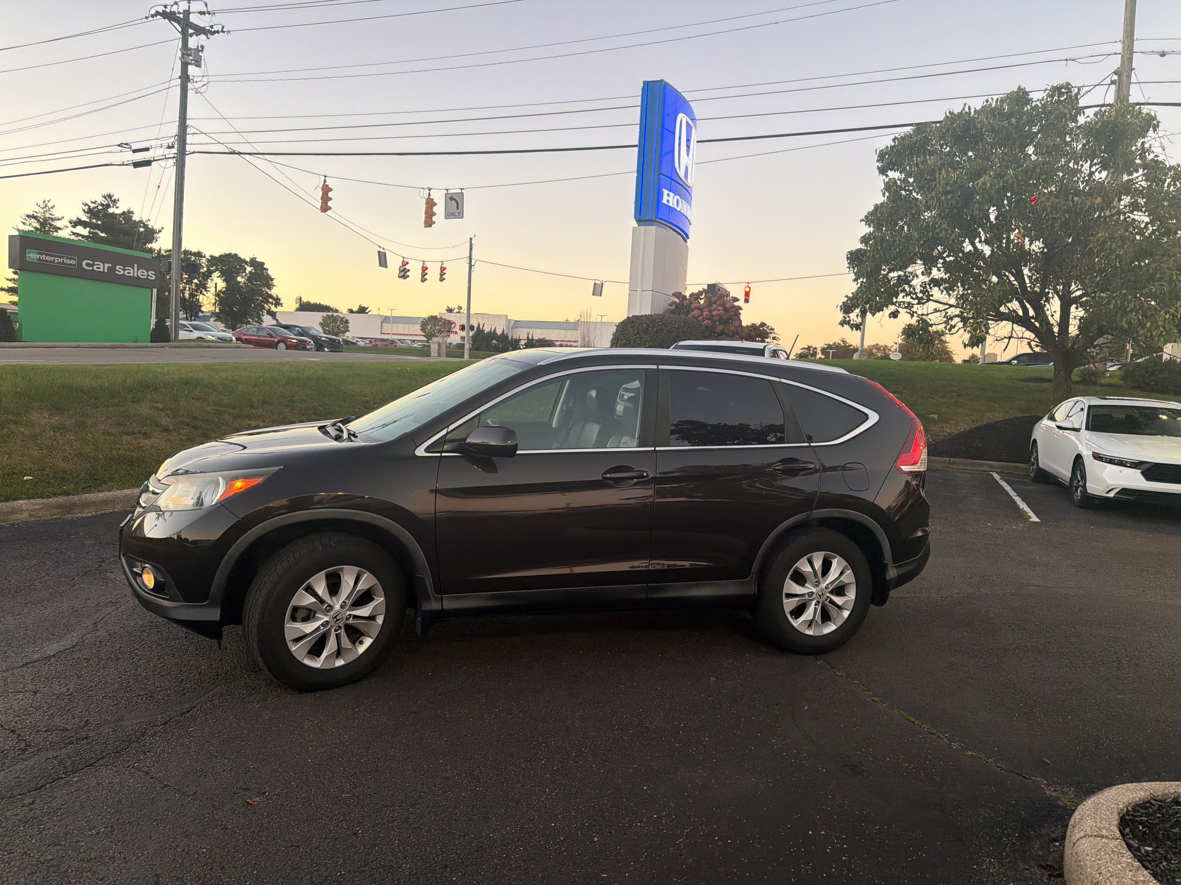 Used 2014 Honda CR-V EX-L image 6