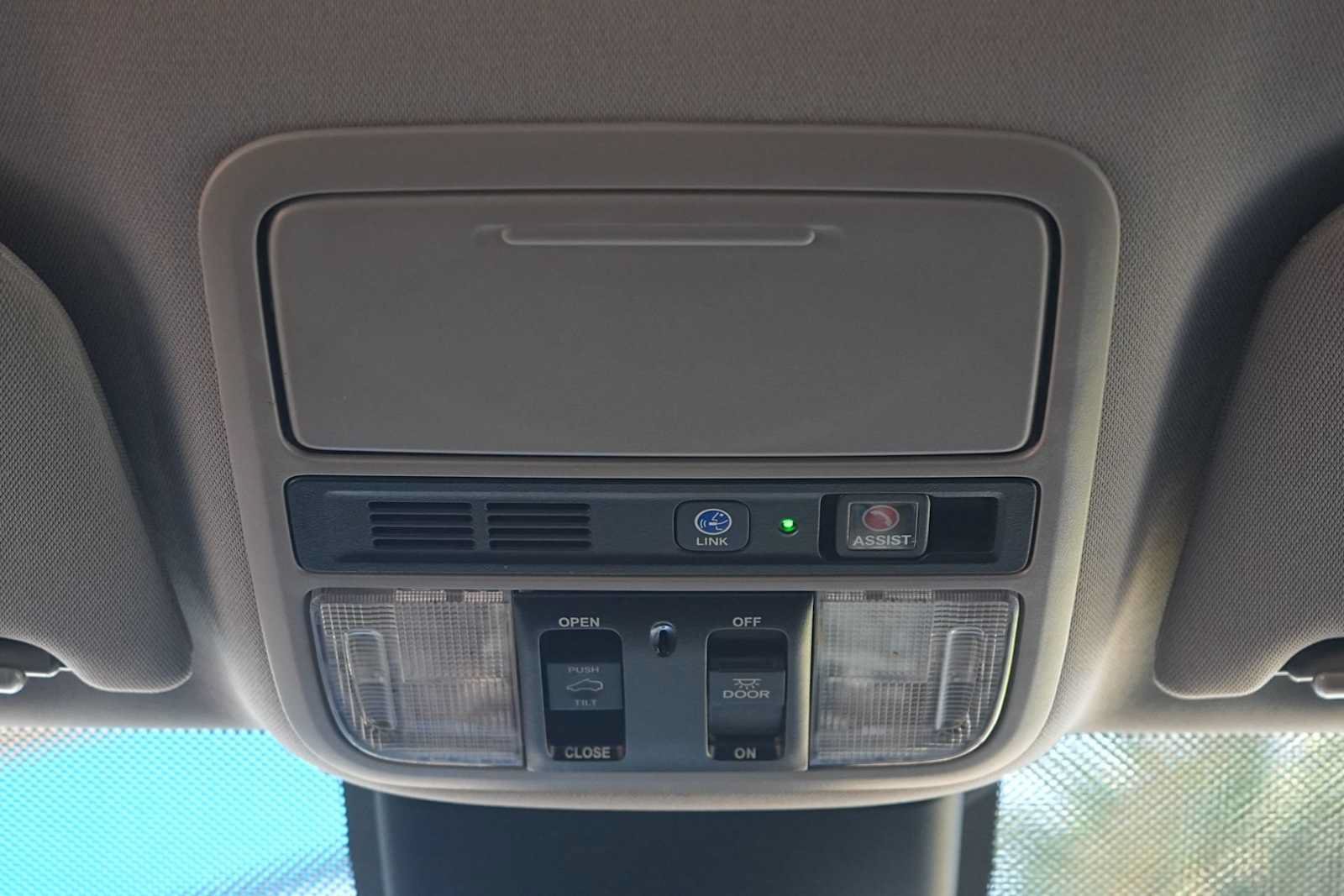 Used 2023 Honda Odyssey Touring image 23