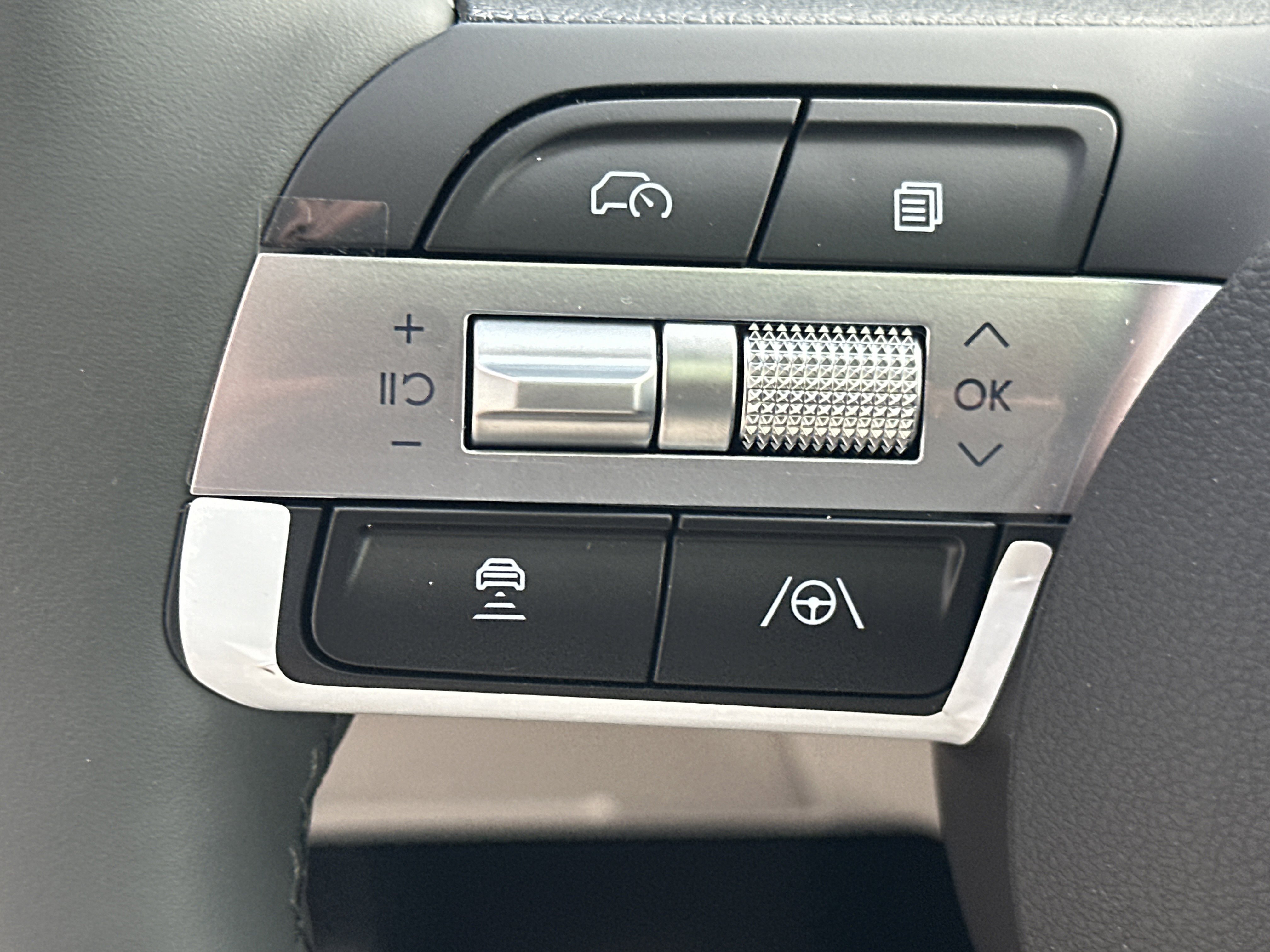New 2026 Hyundai Tucson Limited AWD/4WD image 25