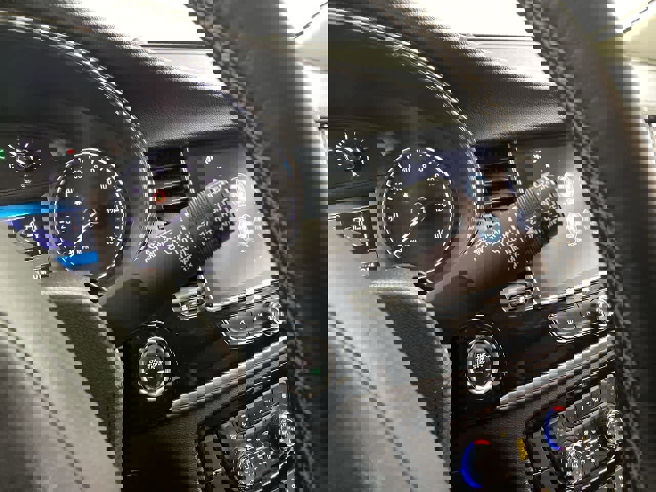 Used 2019 Buick Encore Essence image 23