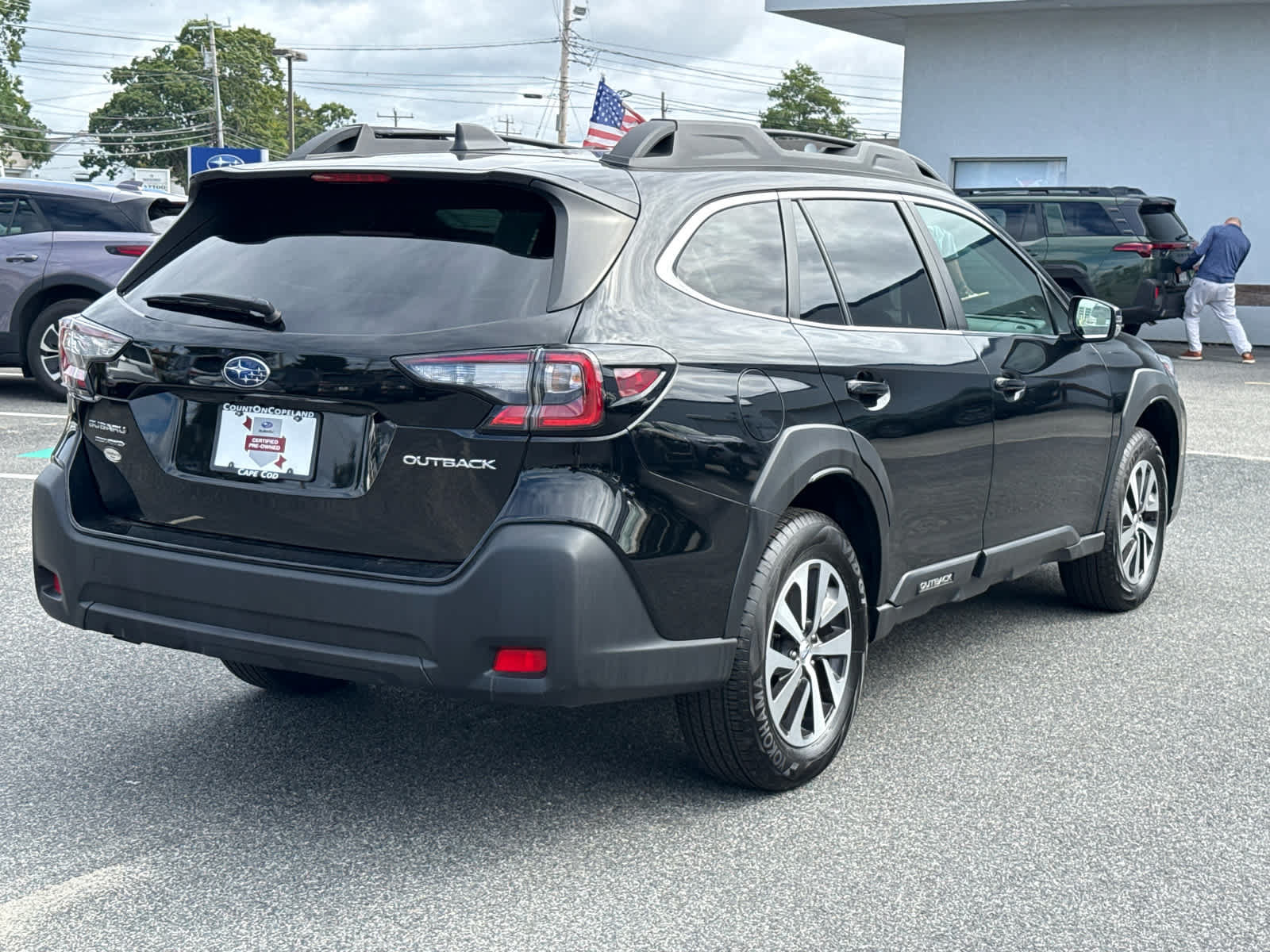 Certified 2025 Subaru Outback Premium AWD/4WD image 7
