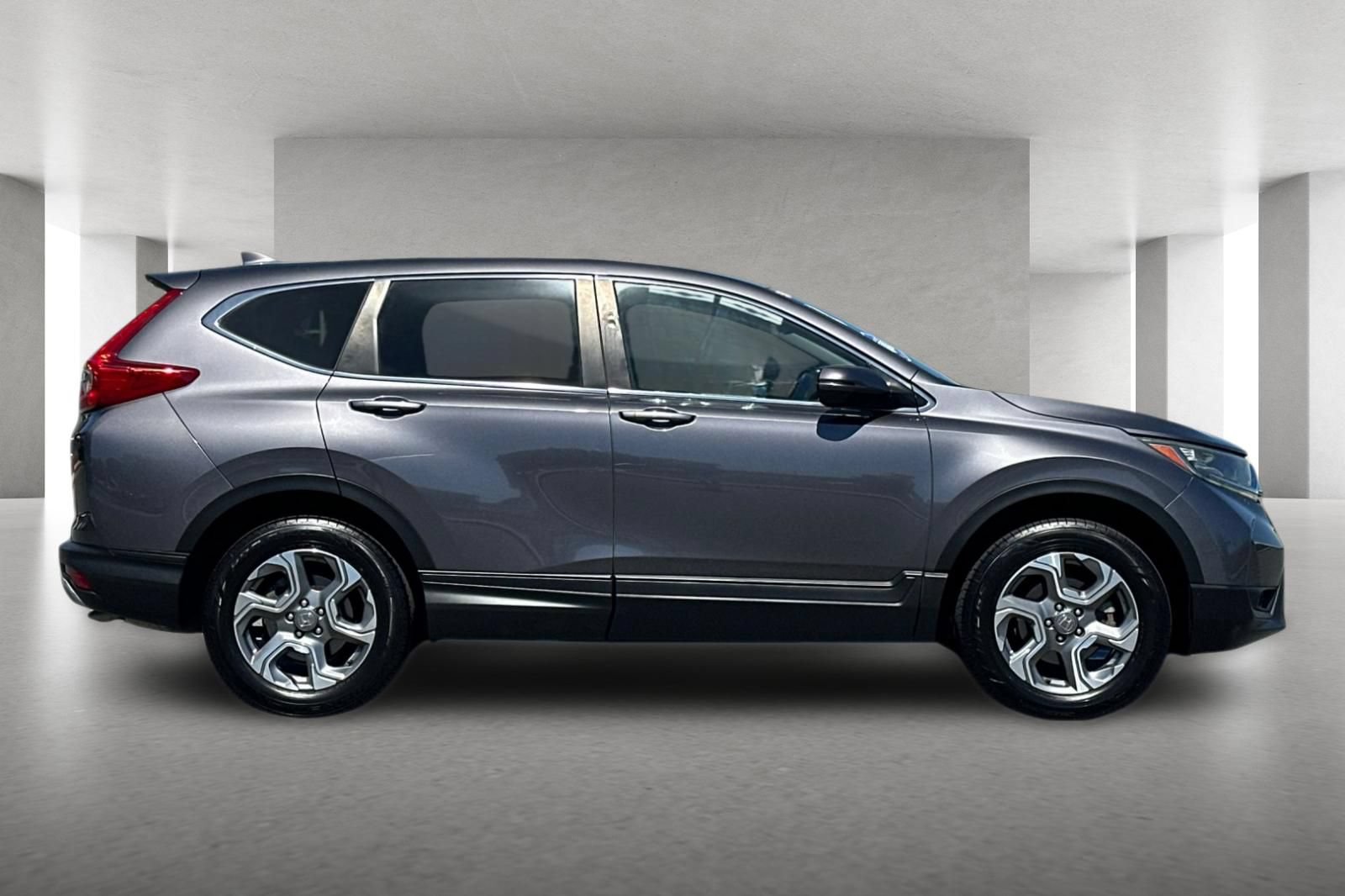 Used 2017 Honda CR-V EX-L image 3