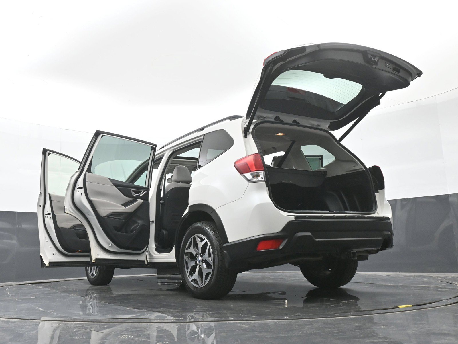 Used 2021 Subaru Forester Premium AWD/4WD image 52