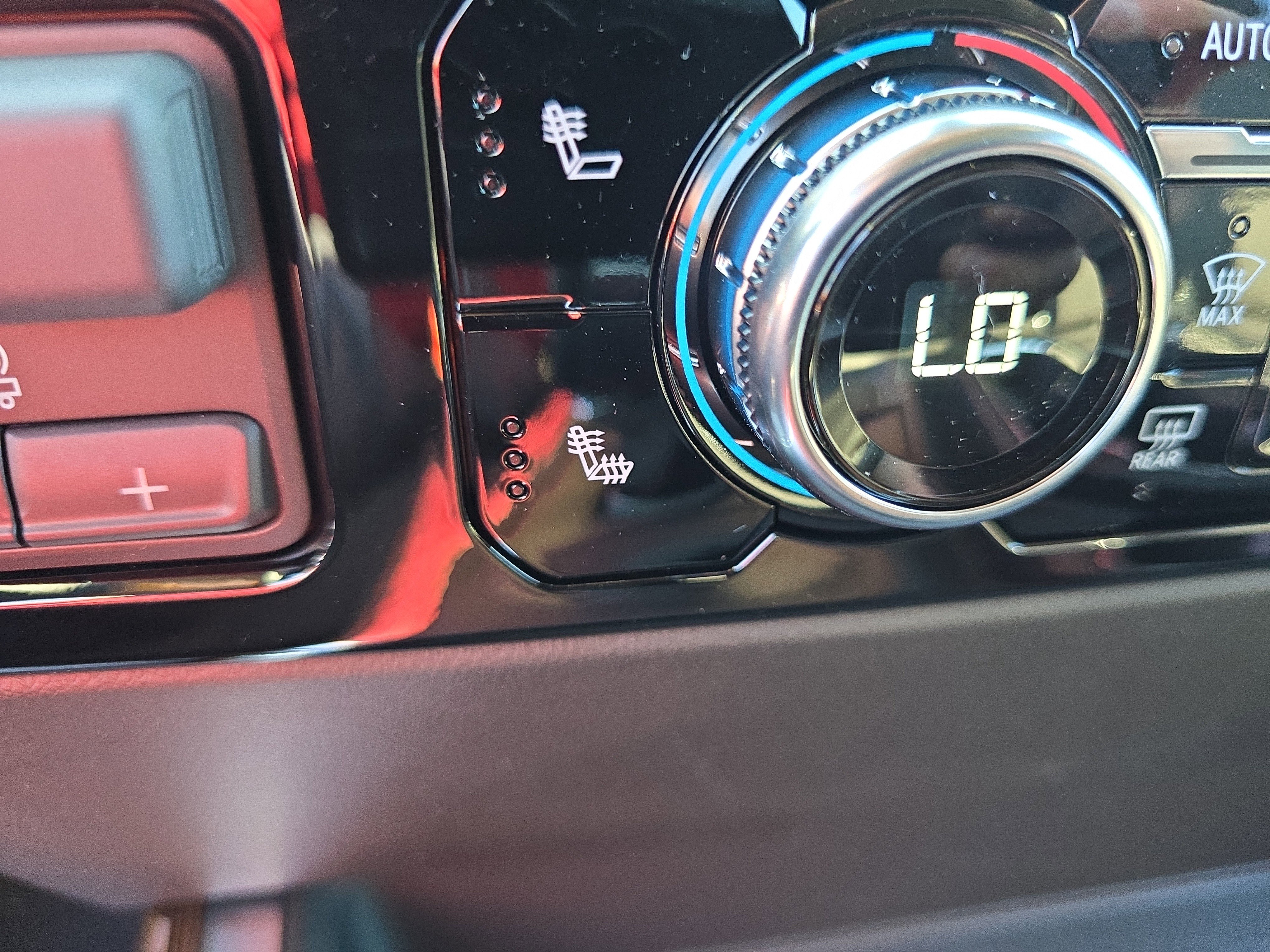 New 2026 GMC Sierra 1500 Elevation image 28