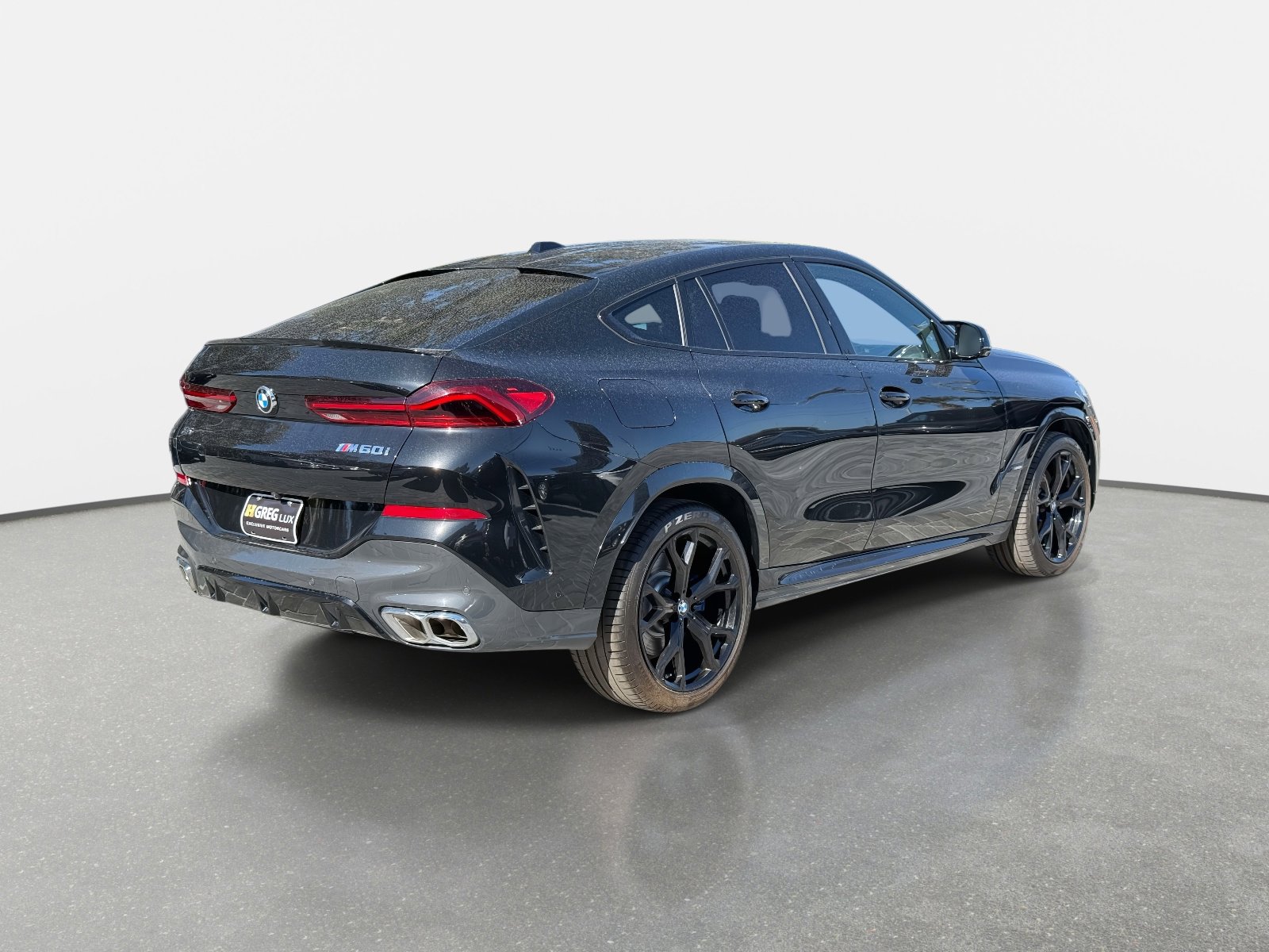 Used 2024 BMW X6 M60i AWD/4WD image 3