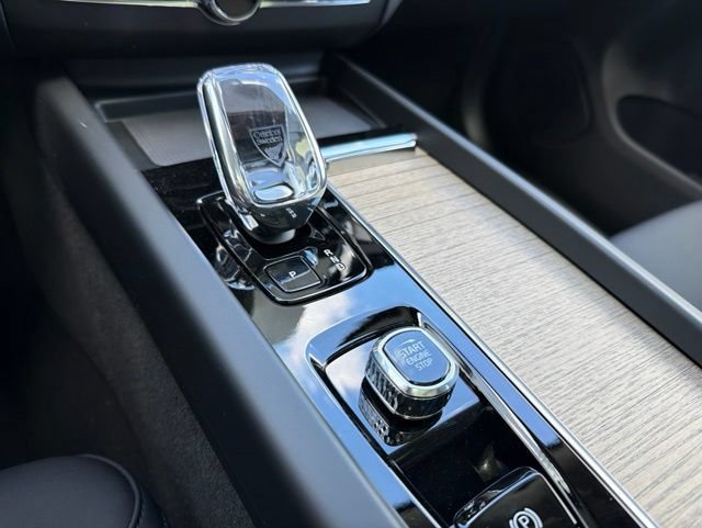 New 2026 Volvo XC60 B5 Plus w/ Climate Package AWD/4WD image 20