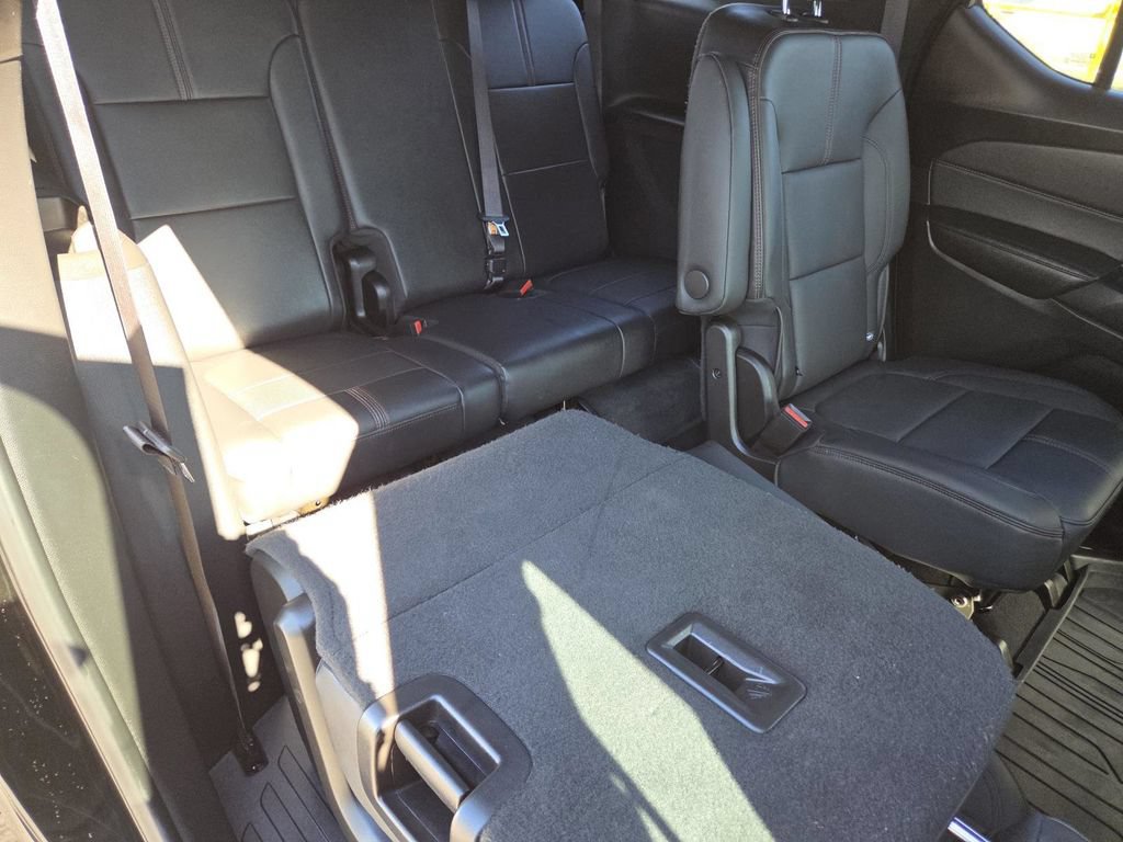 Used 2022 Chevrolet Traverse RS w/ LPO, Floor Liner Package AWD/4WD image 24