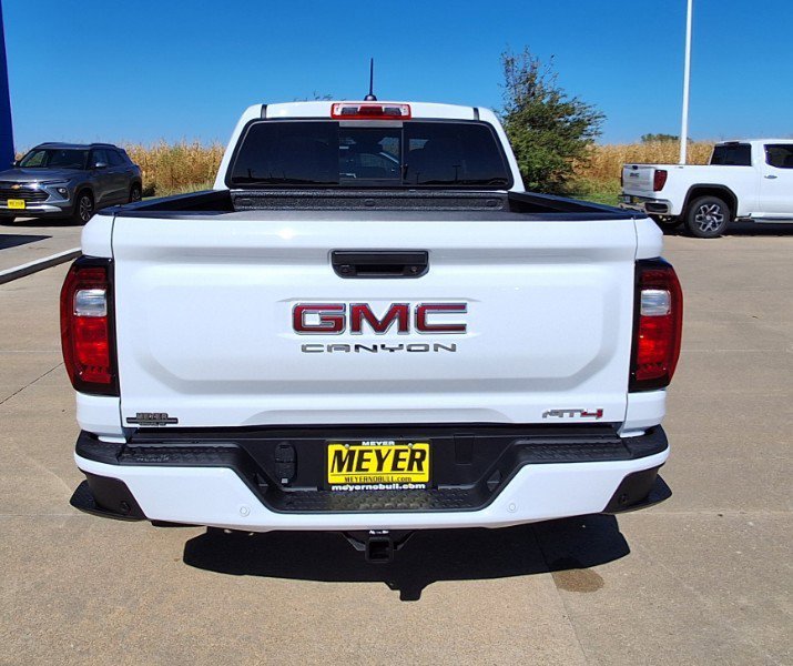 New 2026 GMC Canyon AT4 w/ AT4 Premium Package image 7