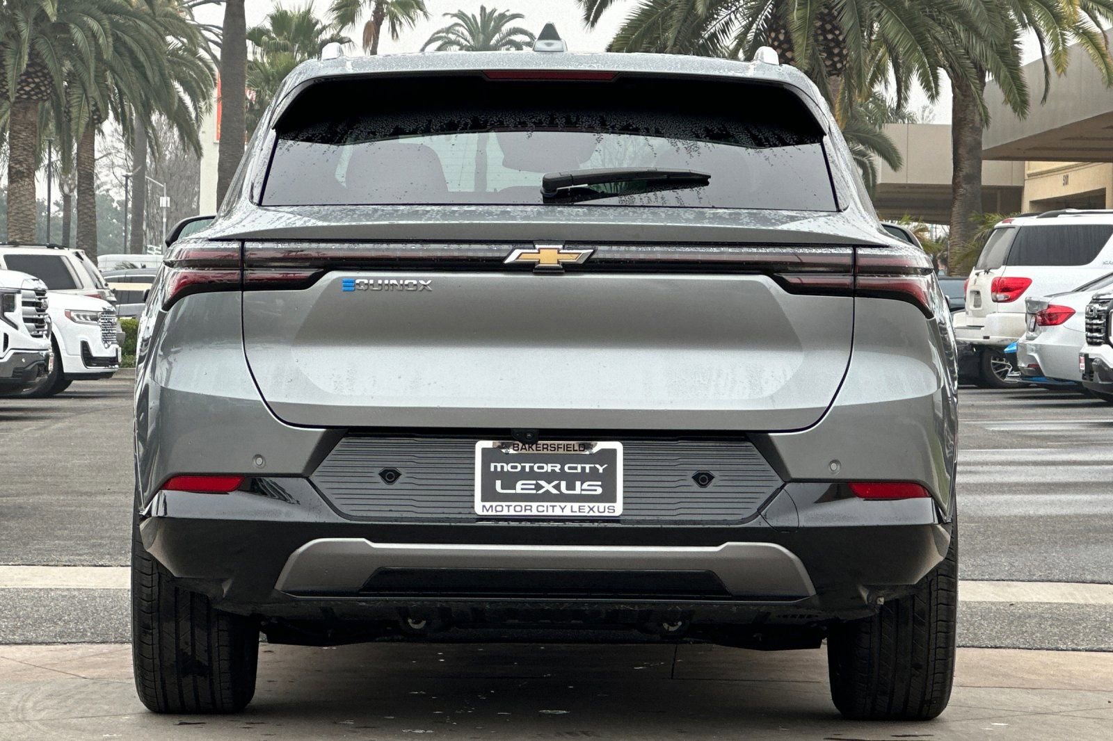 Used 2025 Chevrolet Equinox EV LT w/ Convenience Package image 5