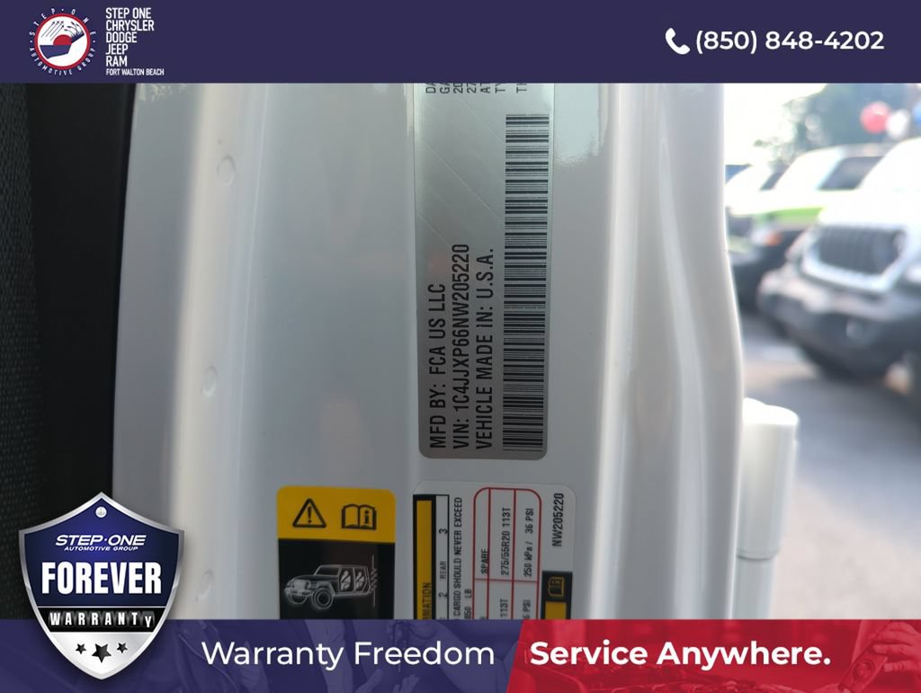 Used 2022 Jeep Wrangler Unlimited Sahara w/ Cold Weather Group AWD/4WD image 37