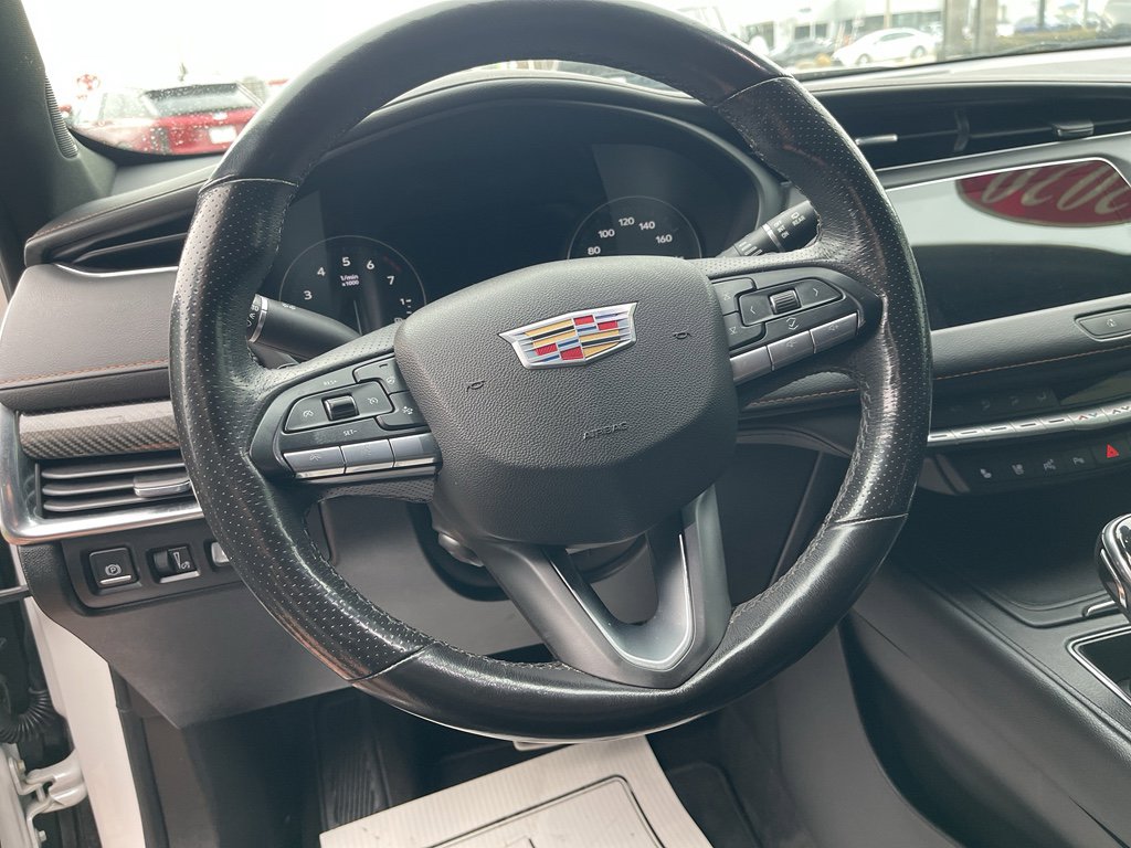 Used 2020 Cadillac XT4 Sport image 17