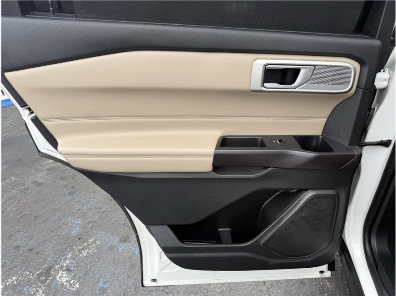 Used 2020 Ford Explorer Limited w/ Class III Trailer Tow Package image 20