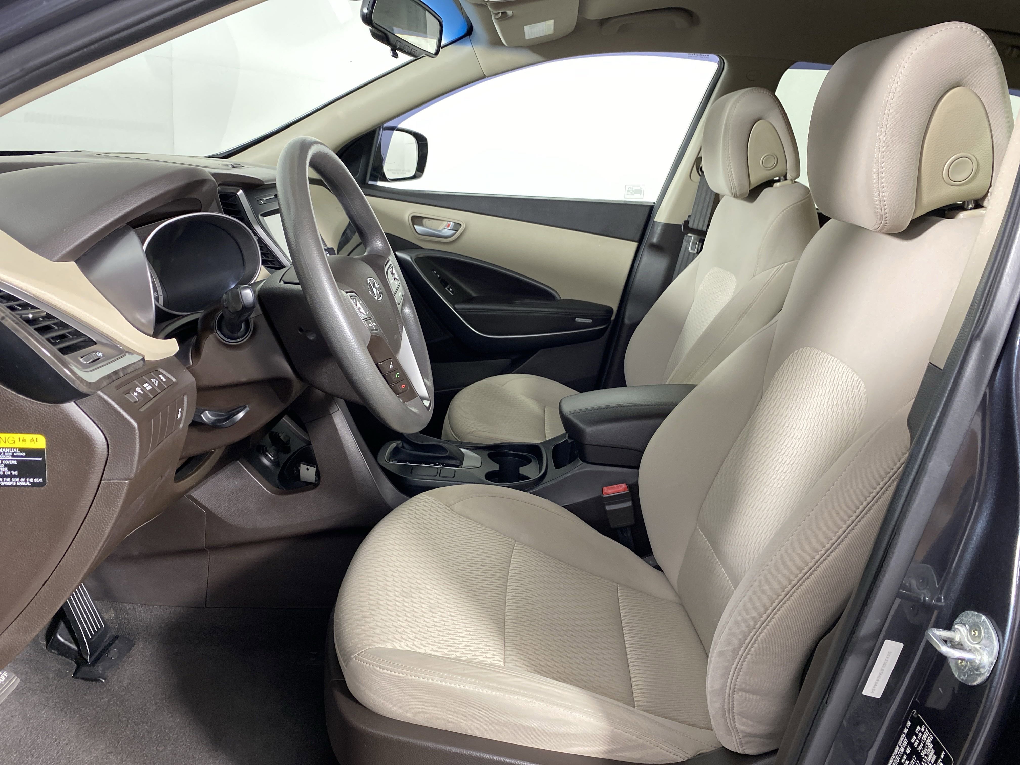 Used 2017 Hyundai Santa Fe Sport image 14