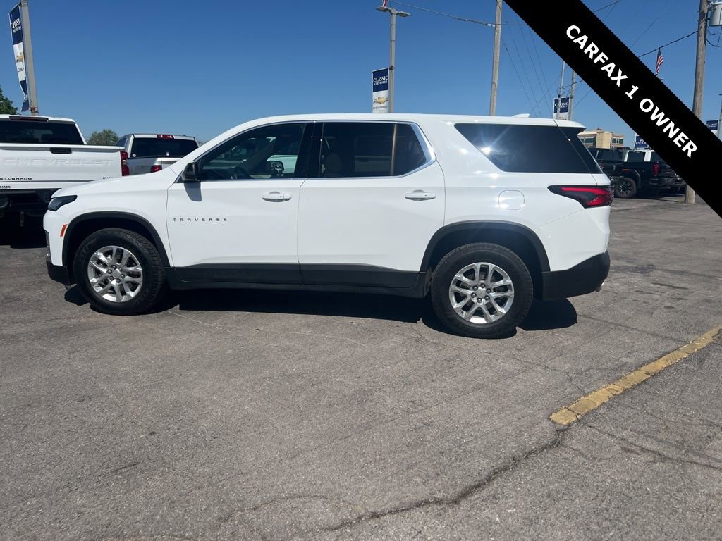 Used 2022 Chevrolet Traverse LS image 6