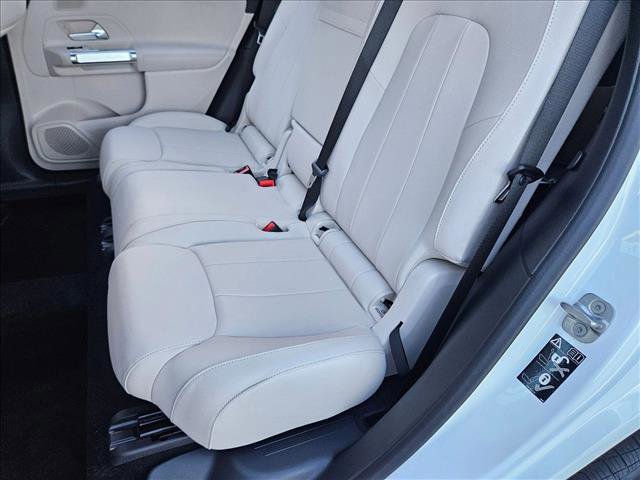 New 2026 Mercedes-Benz GLB 250 image 16