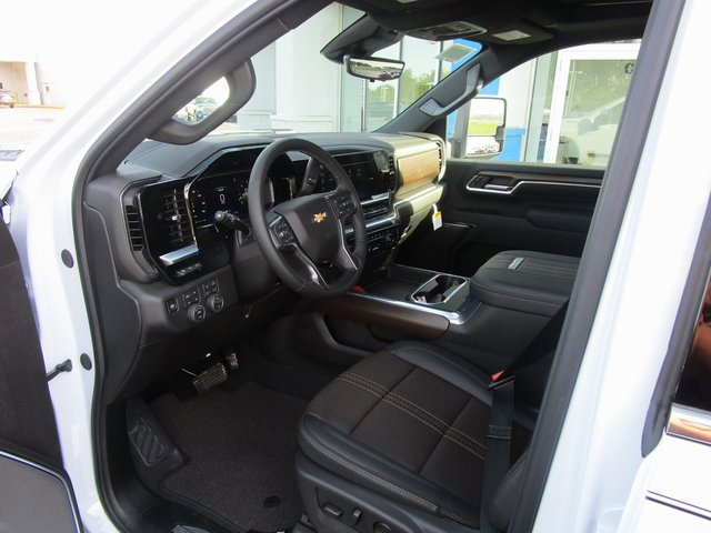 New 2026 Chevrolet Silverado 2500 High Country w/ Technology Package image 18
