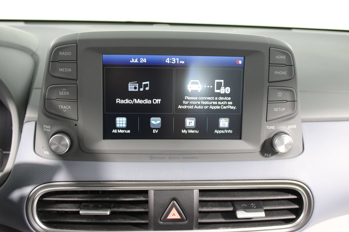 Used 2021 Hyundai Kona Limited w/ Cargo Package FWD image 16