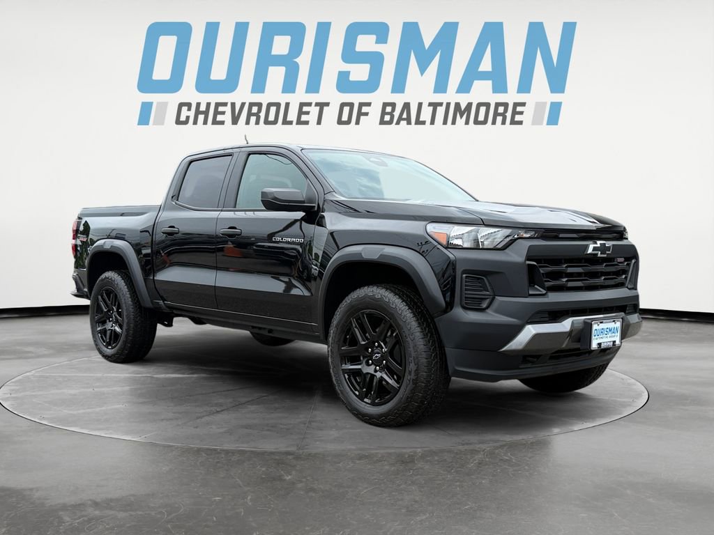 Used 2024 Chevrolet Colorado Trail Boss w/ Advanced Trailering Package