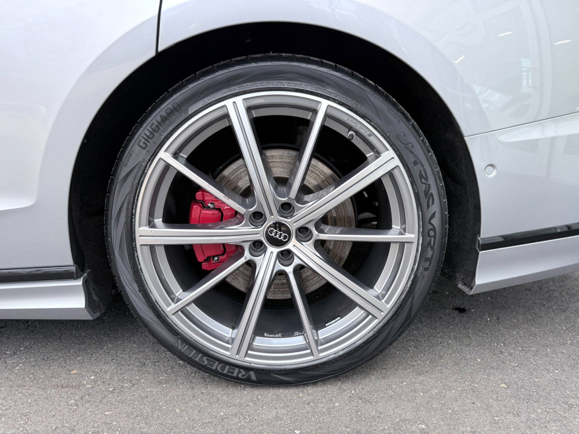 Used 2020 Audi S8 L image 47