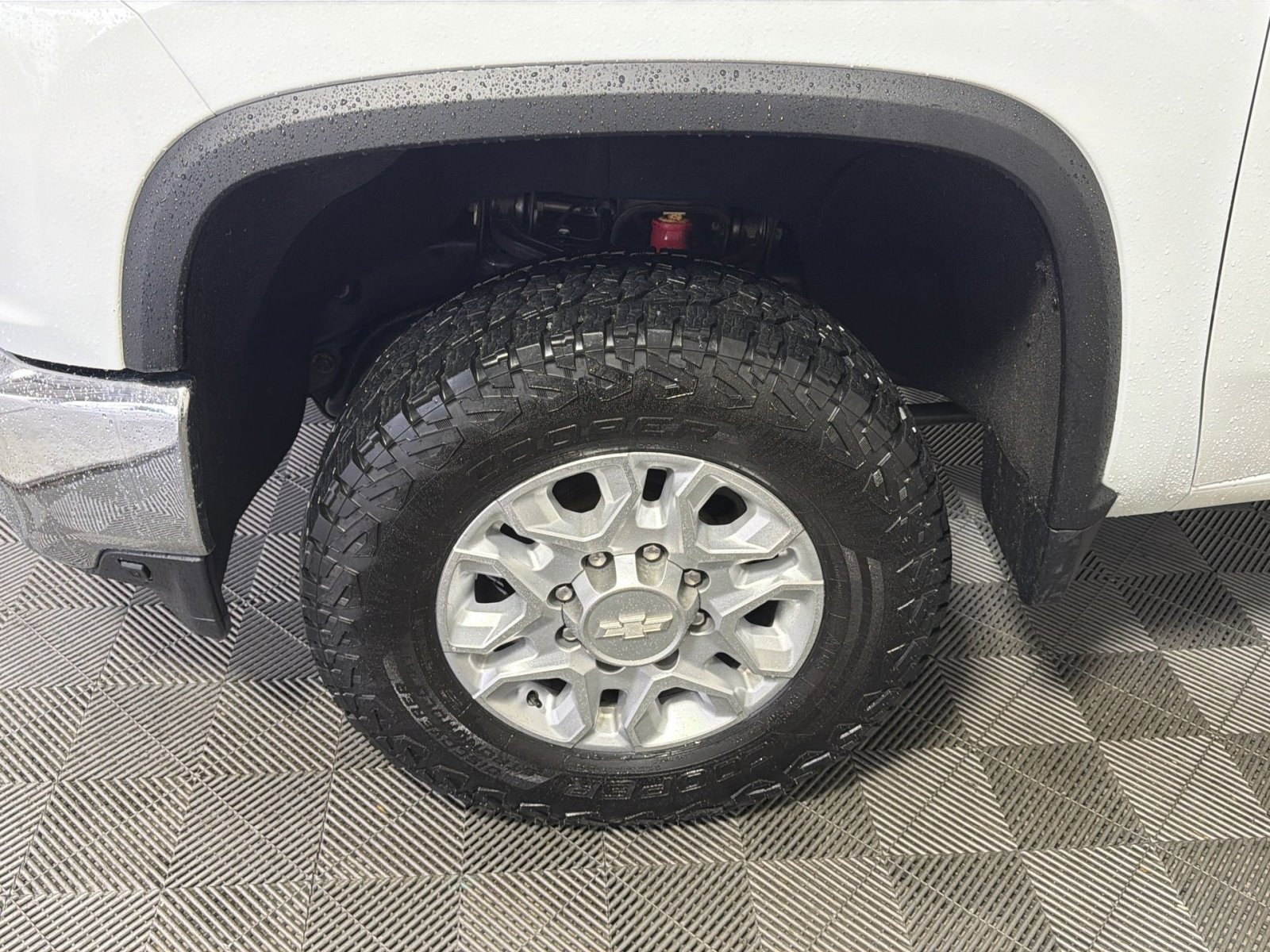 Used 2021 Chevrolet Silverado 2500 LT w/ Z71 Off-Road Package image 12