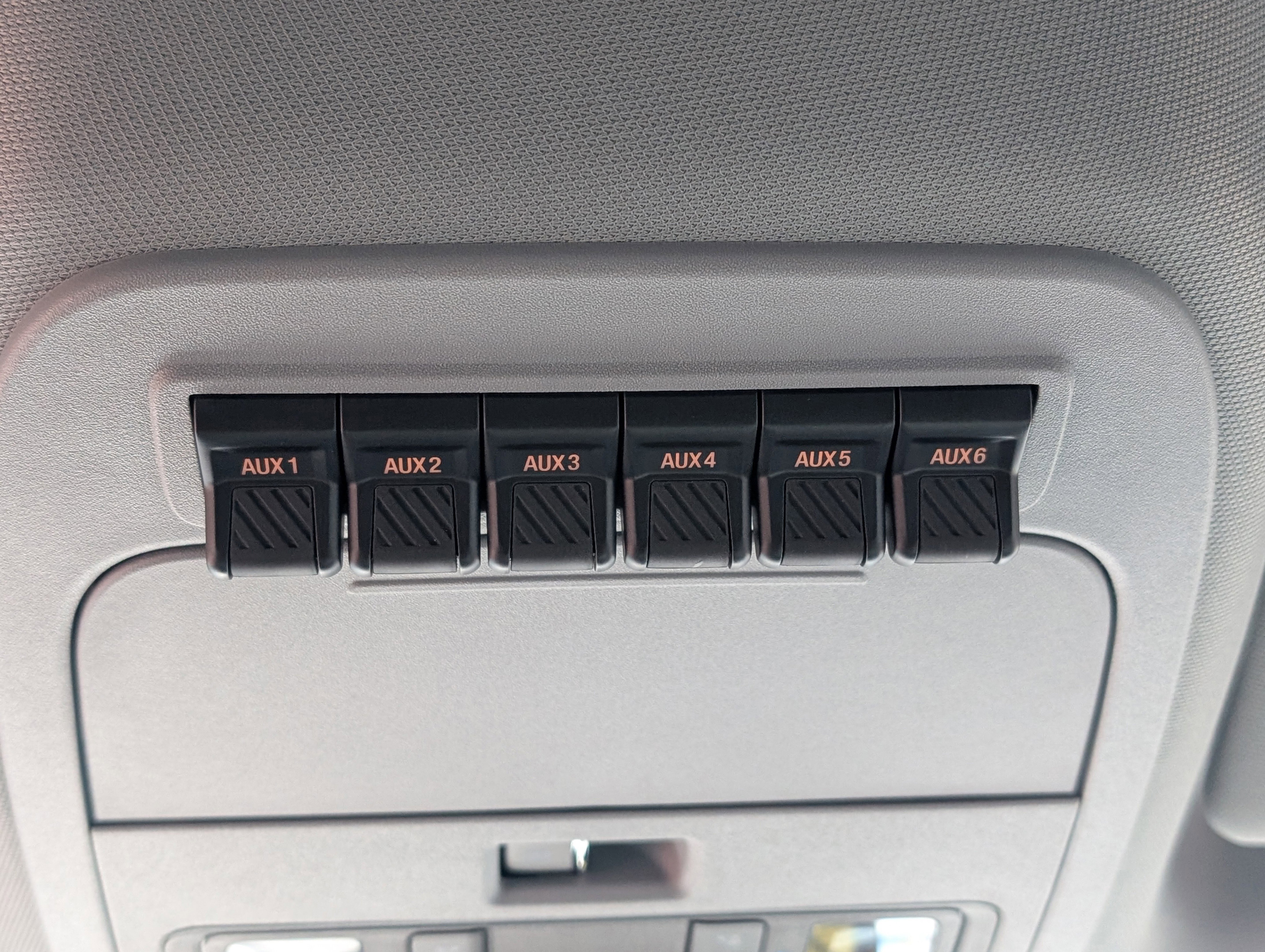 New 2025 Ford F350 XLT w/ Black Appearance Package image 28