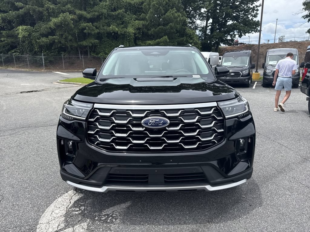 Used 2025 Ford Explorer Platinum w/ Ultimate Package AWD/4WD image 2
