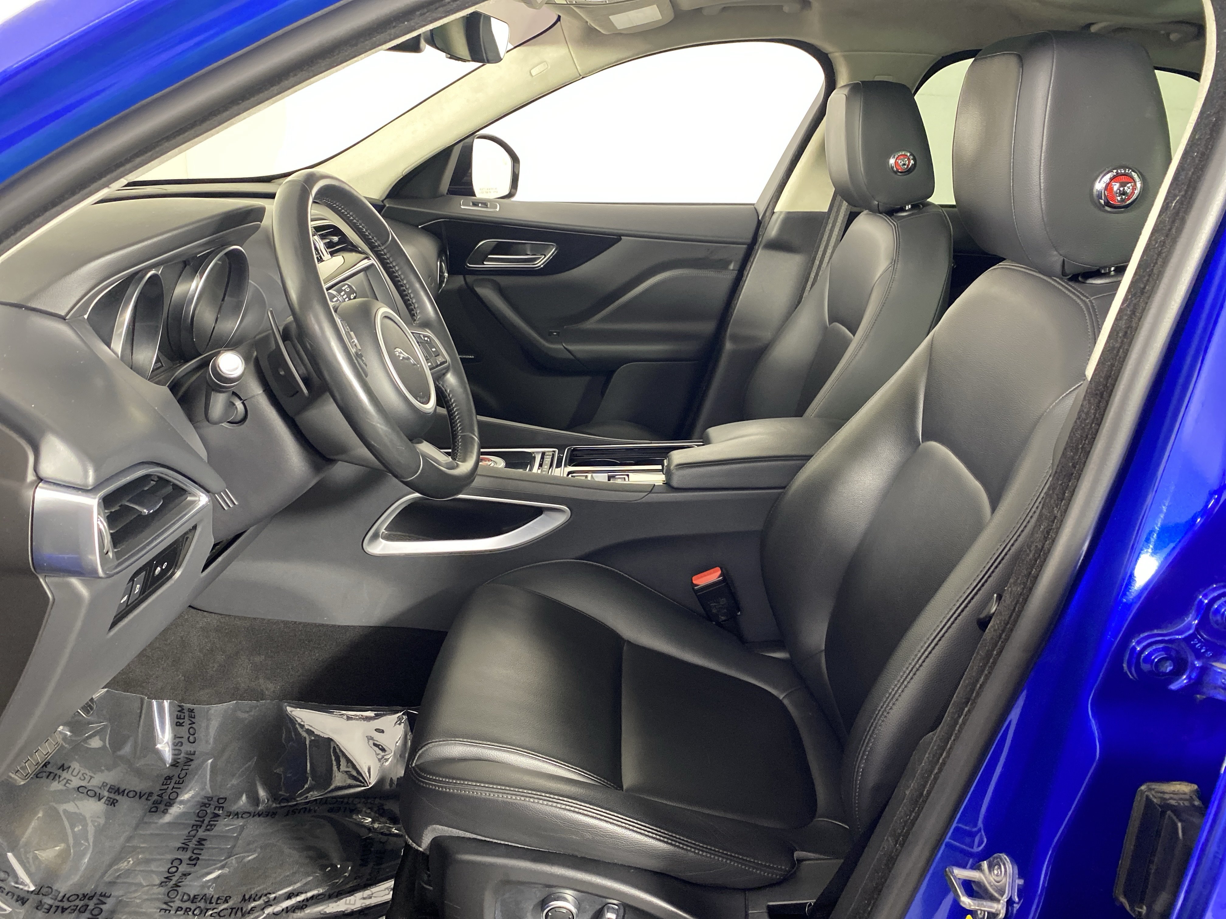 Used 2020 Jaguar F-PACE Premium AWD/4WD image 17