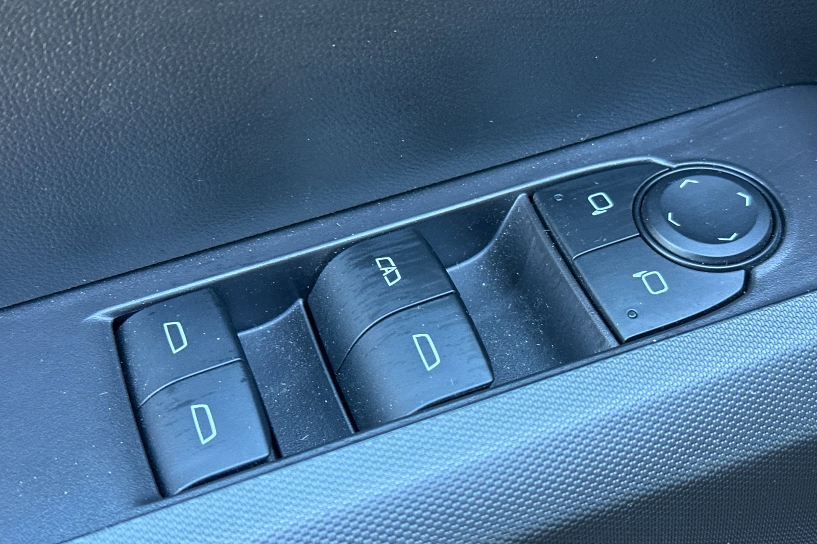 Used 2026 Chevrolet Colorado Trail Boss image 13